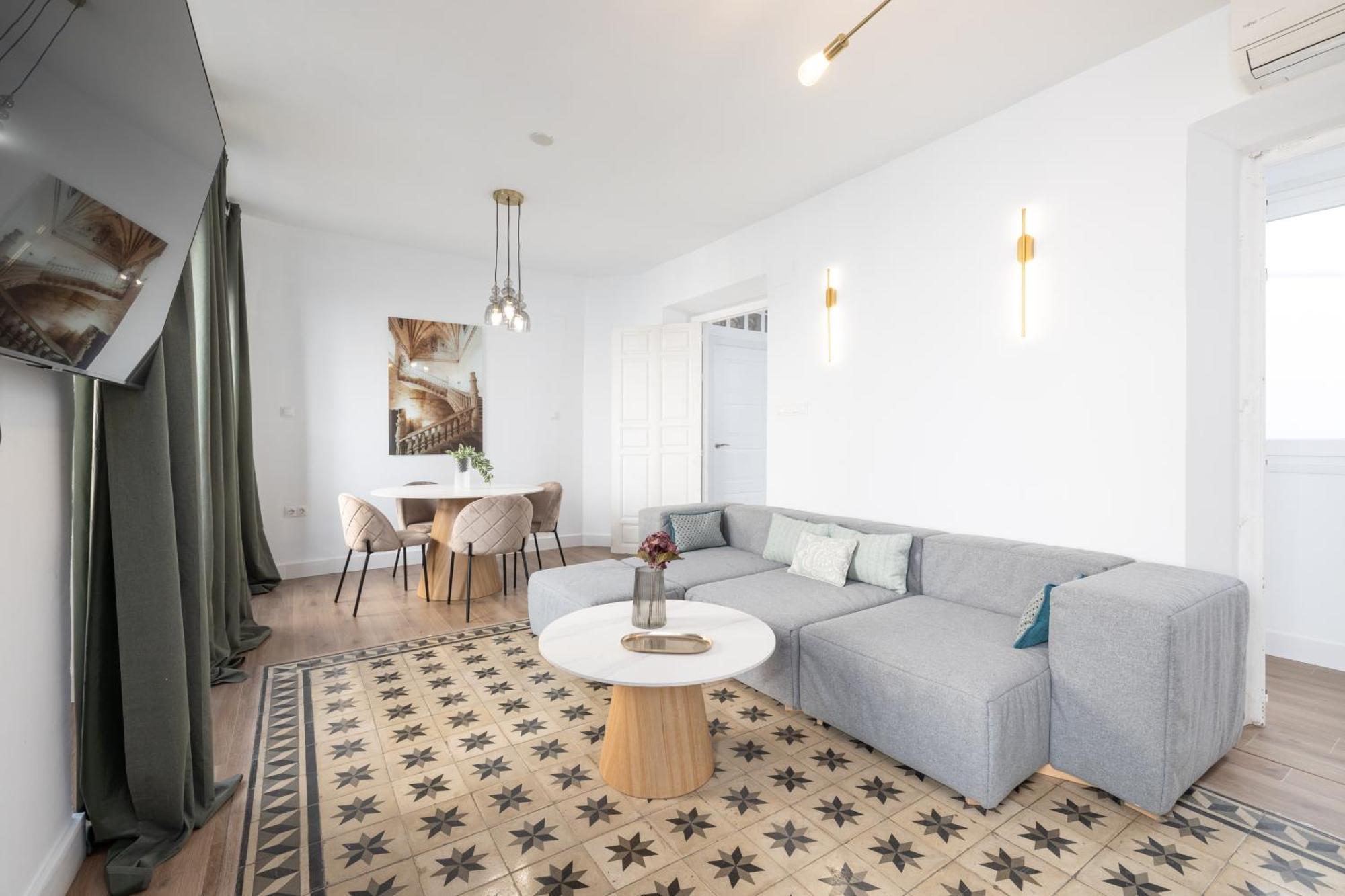Spacious Bright Palace -1Bedroom-Terrace-Center Malaga Exterior photo